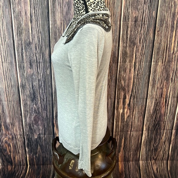 Maurice’s shirt-medium - Picture 7 of 9